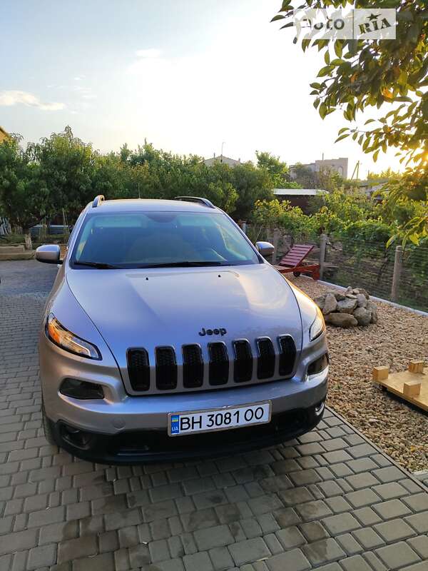 Позашляховик / Кросовер Jeep Cherokee 2017 в Одесі