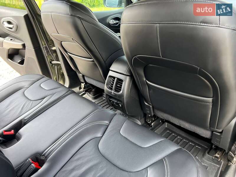 Позашляховик / Кросовер Jeep Cherokee 2019 в Полтаві