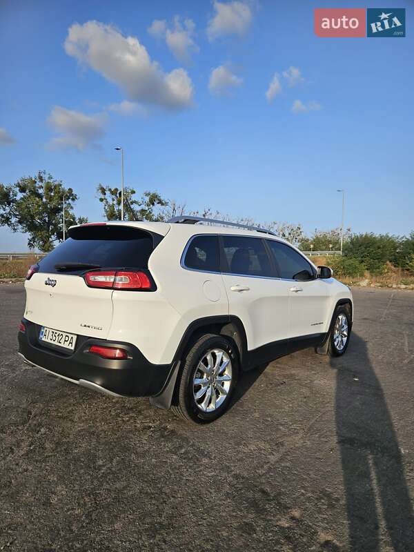 Позашляховик / Кросовер Jeep Cherokee 2014 в Білій Церкві