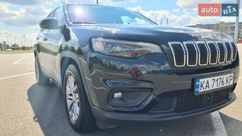 Позашляховик / Кросовер Jeep Cherokee 2021 в Києві