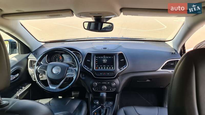 Позашляховик / Кросовер Jeep Cherokee 2021 в Києві