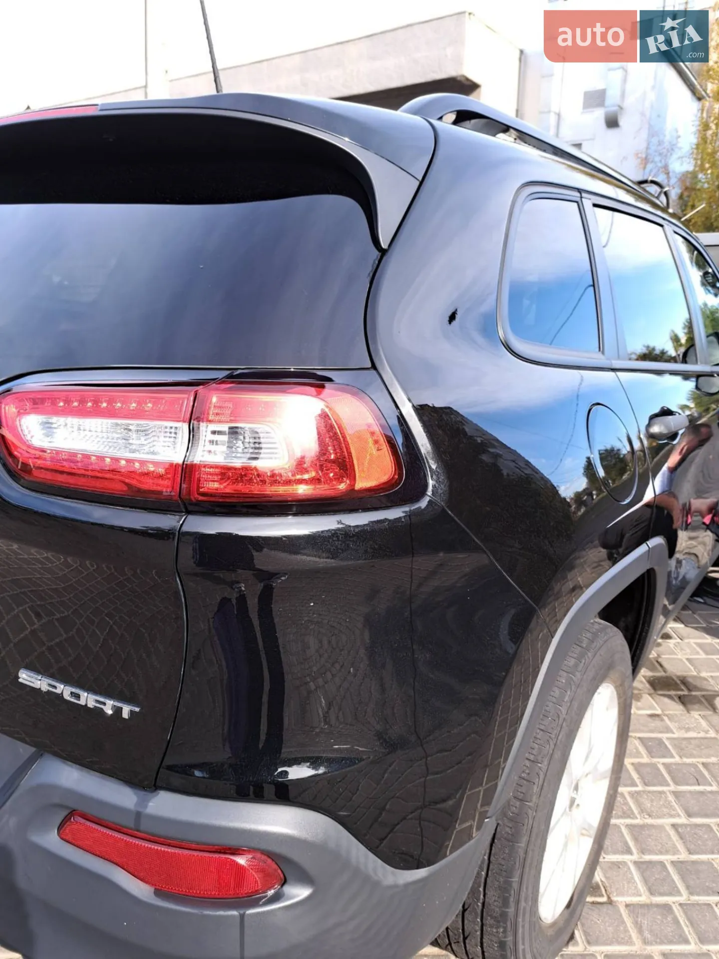2017 Jeep Cherokee - мініатюра 4