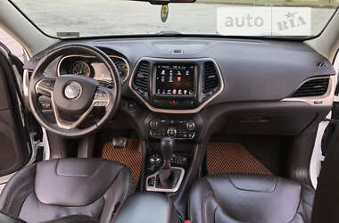Внедорожник / Кроссовер Jeep Cherokee 2013 в 