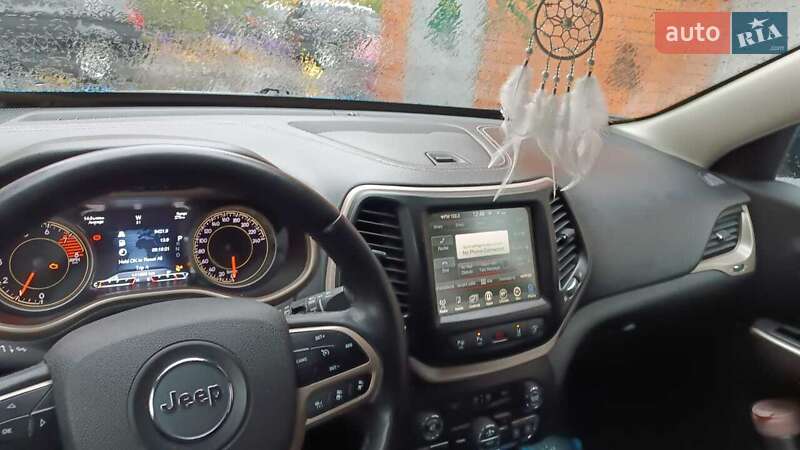 Позашляховик / Кросовер Jeep Cherokee 2017 в Києві