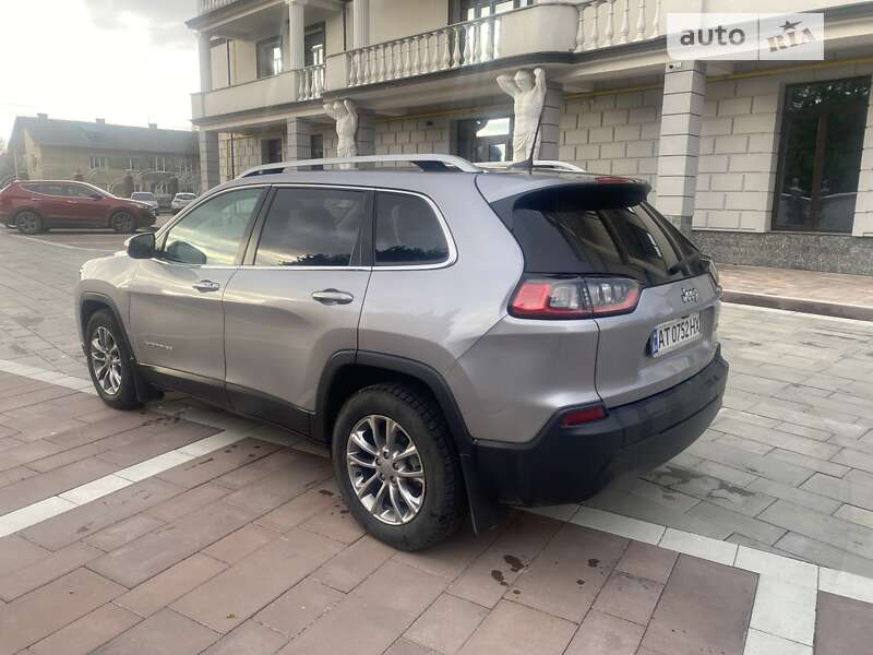 Внедорожник / Кроссовер Jeep Cherokee 2018 в Ивано-Франковске