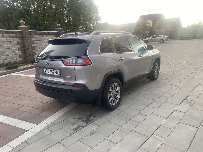 Внедорожник / Кроссовер Jeep Cherokee 2018 в Ивано-Франковске