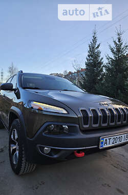 Позашляховик / Кросовер Jeep Cherokee 2014 в Івано-Франківську