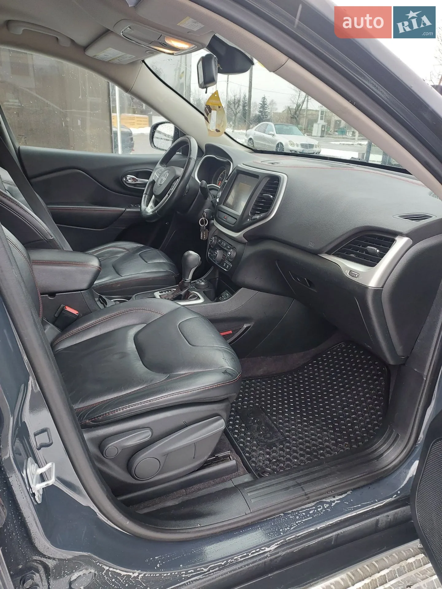 2016 Jeep Cherokee - мініатюра 22