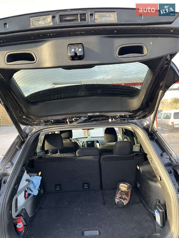 Внедорожник / Кроссовер Jeep Cherokee 2016 в Хмельницком