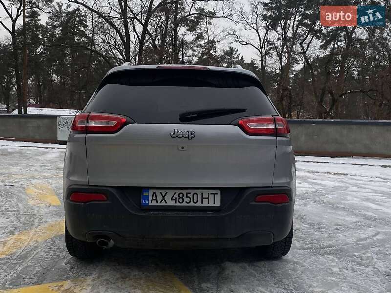 Внедорожник / Кроссовер Jeep Cherokee 2015 в Ирпене фото 2 Внедорожник / Кроссовер Jeep Cherokee 2015 в Ирпене