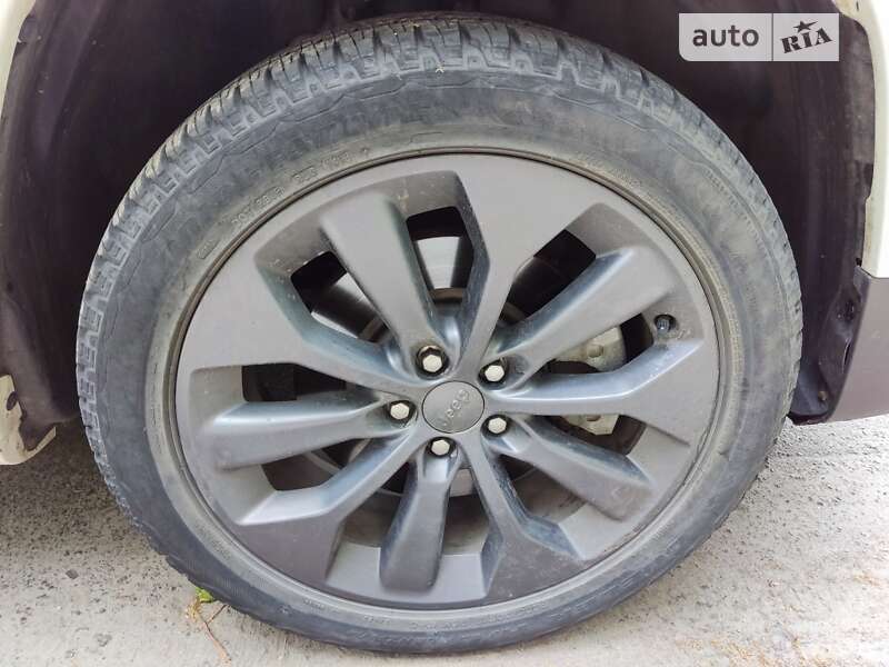 Позашляховик / Кросовер Jeep Cherokee 2018 в Києві