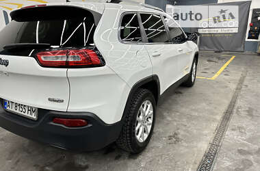 Позашляховик / Кросовер Jeep Cherokee 2014 в 