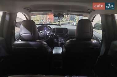 Внедорожник / Кроссовер Jeep Cherokee 2019 в Черкассах
