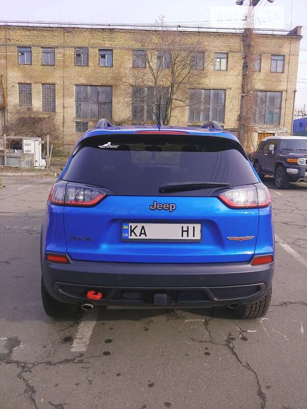 Внедорожник / Кроссовер Jeep Cherokee 2018 в Киеве