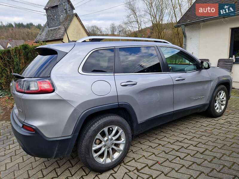 Позашляховик / Кросовер Jeep Cherokee 2018 в Києві