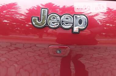 Внедорожник / Кроссовер Jeep Cherokee 2016 в Дубно