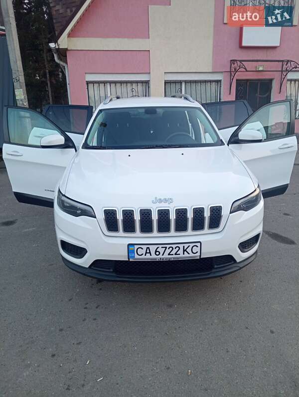 Позашляховик / Кросовер Jeep Cherokee 2020 в Смілі фото 6 Позашляховик / Кросовер Jeep Cherokee 2020 в Смілі