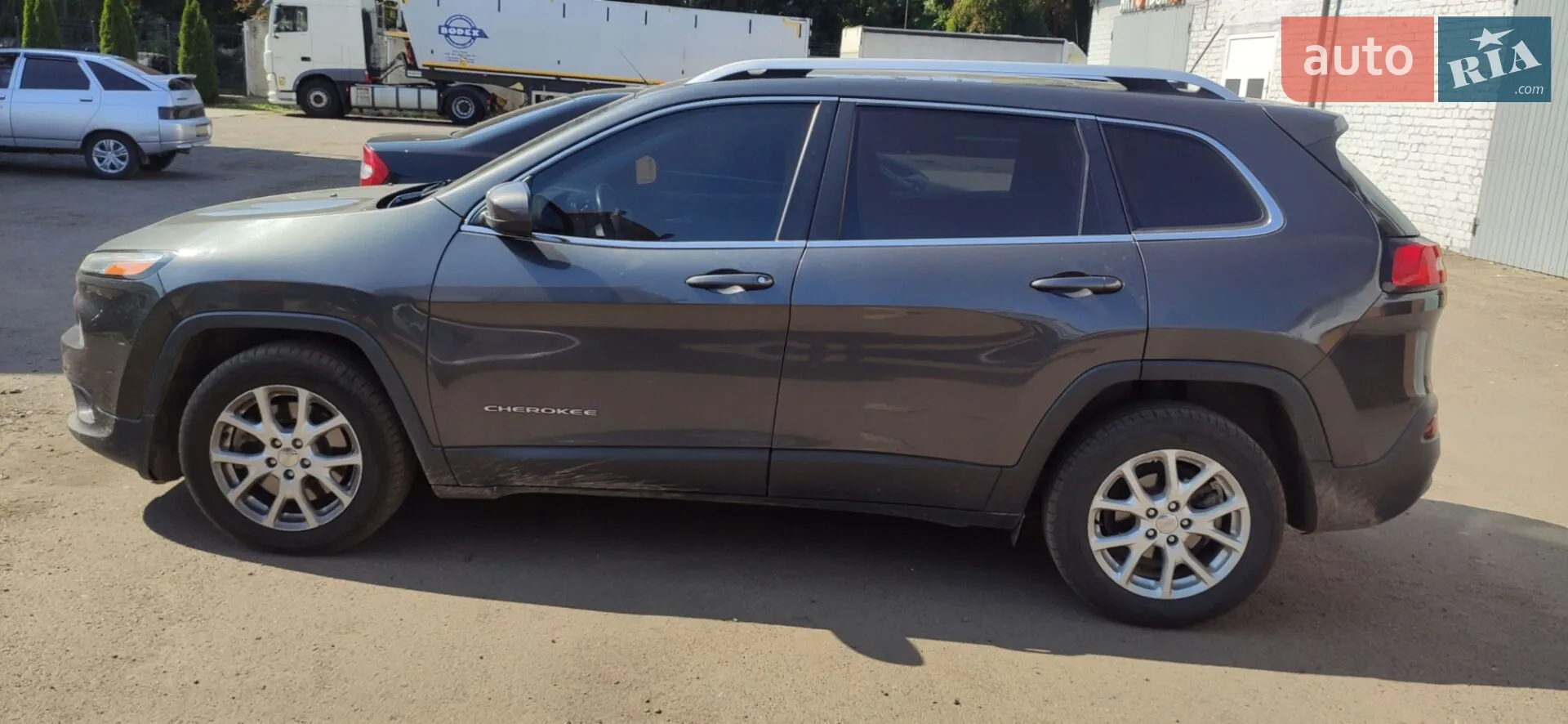2015 Jeep Cherokee - мініатюра 3