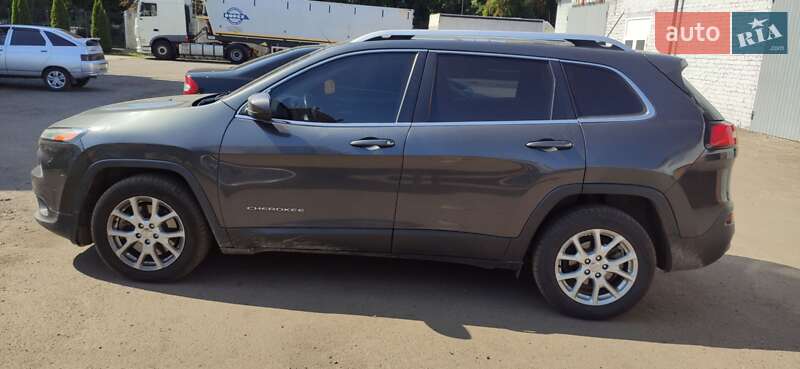 Позашляховик / Кросовер Jeep Cherokee 2015 в Черкасах