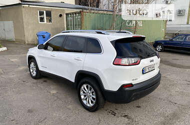 Позашляховик / Кросовер Jeep Cherokee 2018 в Миргороді