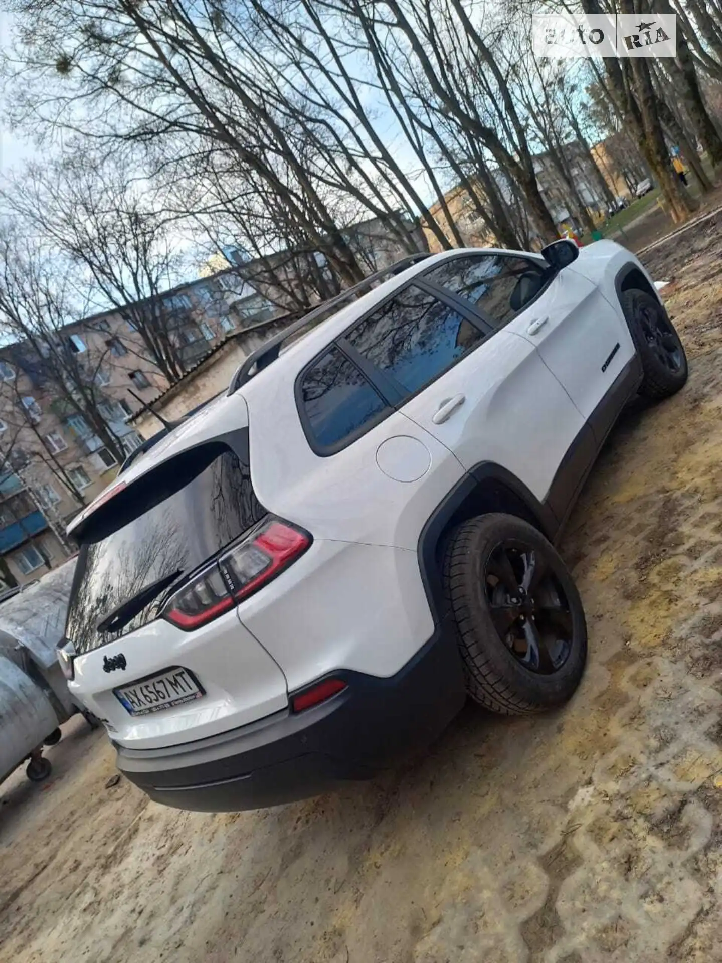 2019 Jeep Cherokee - мініатюра 4