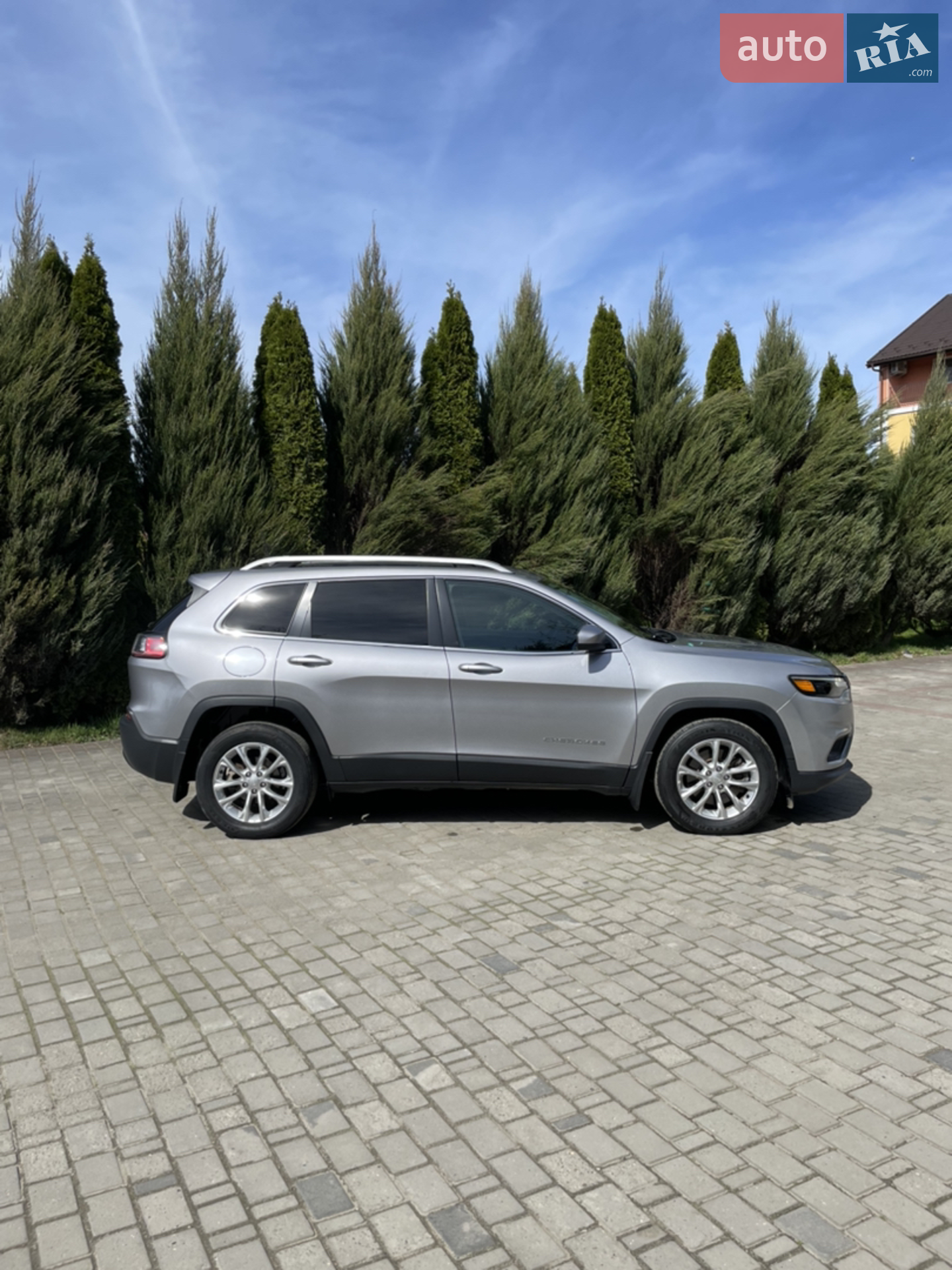 2018 Jeep Cherokee - мініатюра 3