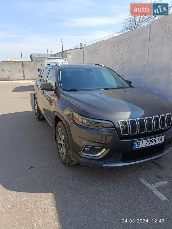 Jeep Cherokee