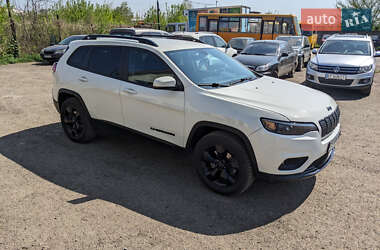 Позашляховик / Кросовер Jeep Cherokee 2019 в Чернівцях