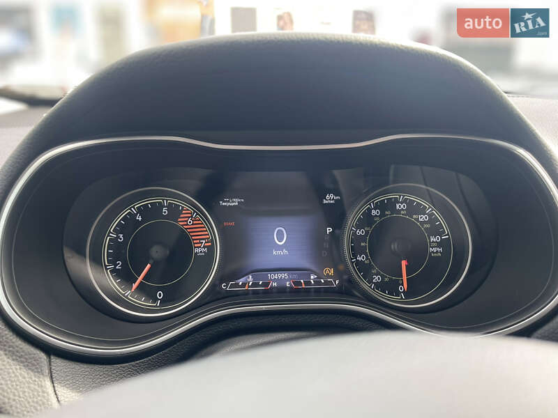 Внедорожник / Кроссовер Jeep Cherokee 2019 в Киеве фото 47 Внедорожник / Кроссовер Jeep Cherokee 2019 в Киеве