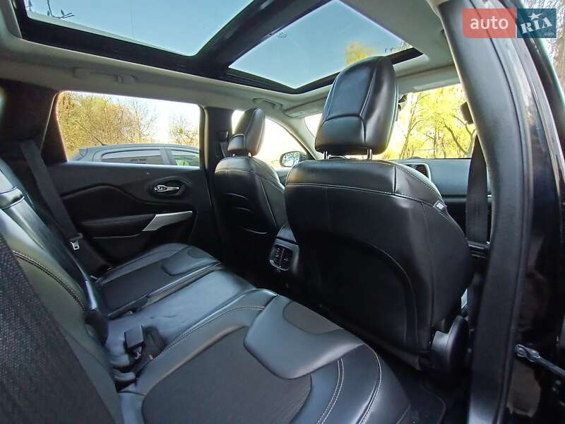 Внедорожник / Кроссовер Jeep Cherokee 2017 в Василькове фото 10 Внедорожник / Кроссовер Jeep Cherokee 2017 в Василькове