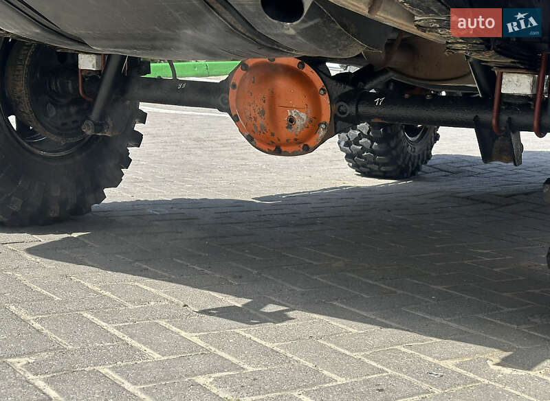 Позашляховик / Кросовер Jeep Cherokee 1997 в Чернівцях