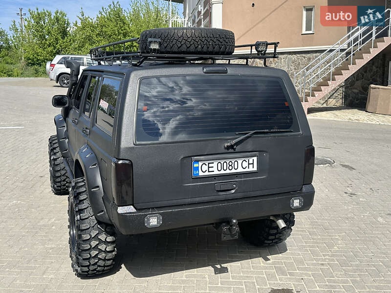 Позашляховик / Кросовер Jeep Cherokee 1997 в Чернівцях