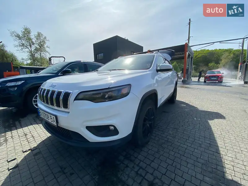 Jeep Cherokee