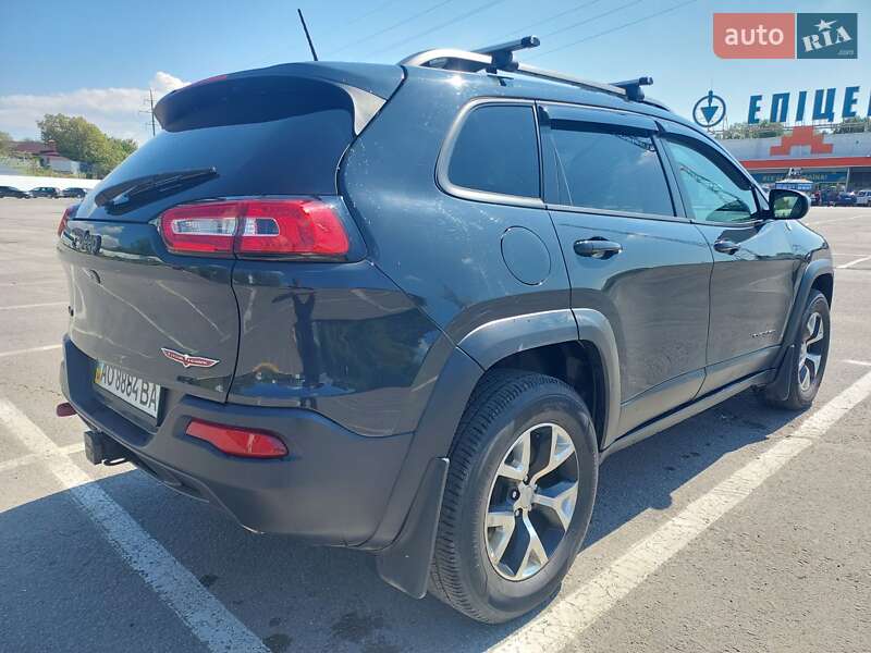 Внедорожник / Кроссовер Jeep Cherokee 2016 в Ужгороде фото 10 Внедорожник / Кроссовер Jeep Cherokee 2016 в Ужгороде