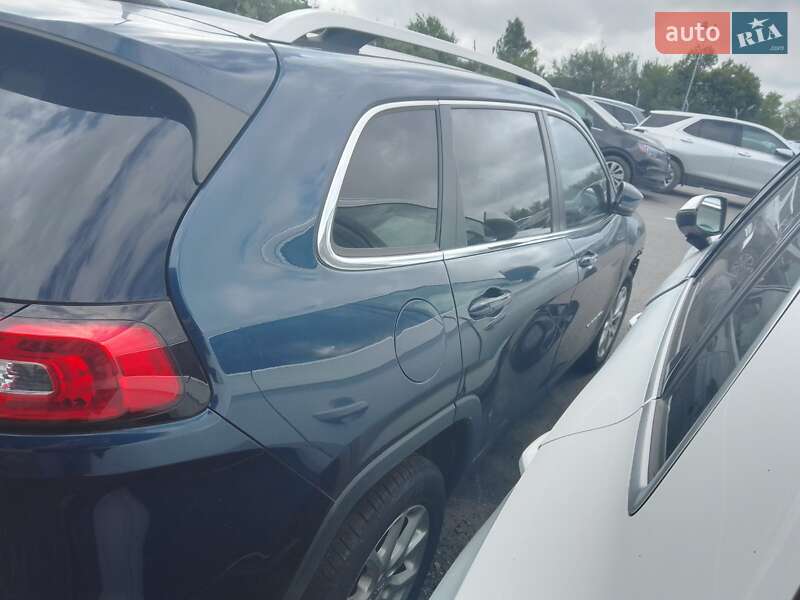 Внедорожник / Кроссовер Jeep Cherokee 2017 в Виннице