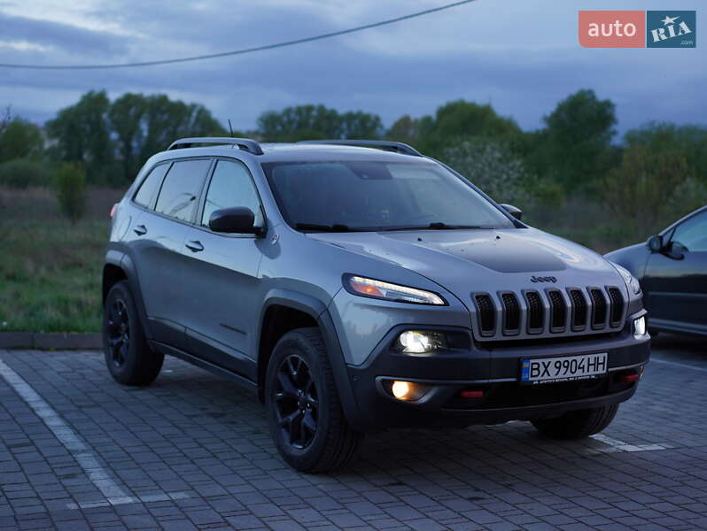 Позашляховик / Кросовер Jeep Cherokee 2014 в Хмельницькому