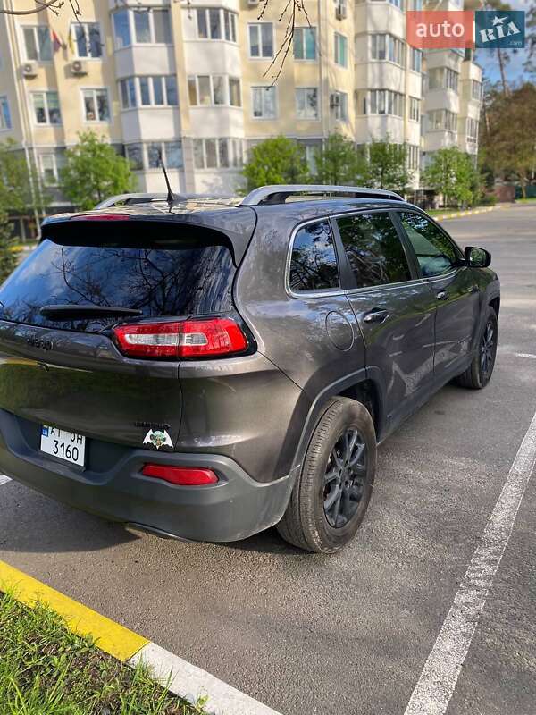 Внедорожник / Кроссовер Jeep Cherokee 2017 в Буче фото 4 Внедорожник / Кроссовер Jeep Cherokee 2017 в Буче