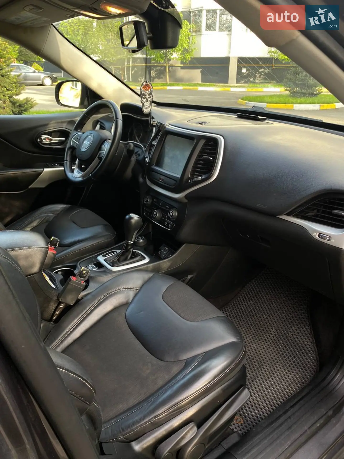 2017 Jeep Cherokee - мініатюра 13