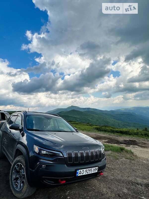 Позашляховик / Кросовер Jeep Cherokee 2020 в Рахові