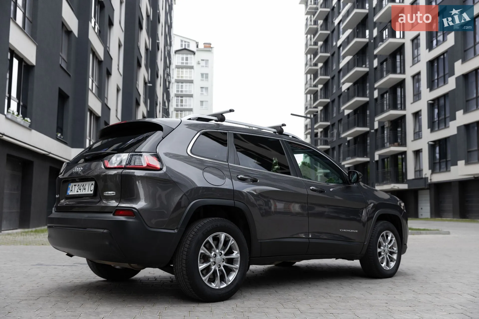 2018 Jeep Cherokee - мініатюра 9