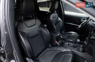 Внедорожник / Кроссовер Jeep Cherokee 2018 в Ивано-Франковске