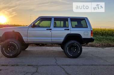 Внедорожник / Кроссовер Jeep Cherokee 1998 в Киеве