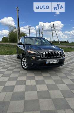 Позашляховик / Кросовер Jeep Cherokee 2015 в Львові