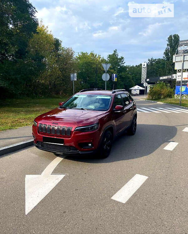 Внедорожник / Кроссовер Jeep Cherokee 2018 в Киеве