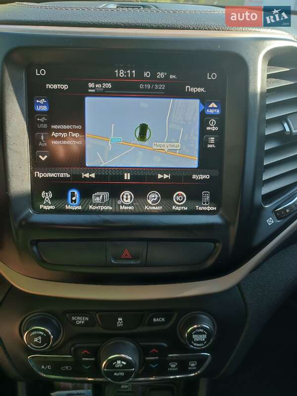 Внедорожник / Кроссовер Jeep Cherokee 2016 в Староконстантинове фото 2 Внедорожник / Кроссовер Jeep Cherokee 2016 в Староконстантинове