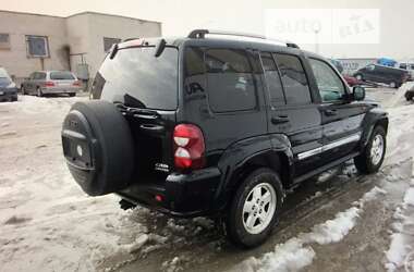 Внедорожник / Кроссовер Jeep Cherokee 2005 в Киеве