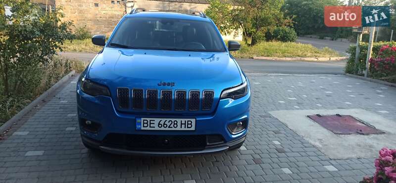 Позашляховик / Кросовер Jeep Cherokee 2021 в Миколаєві