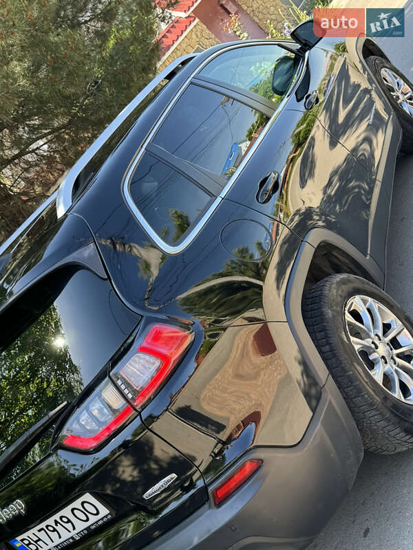 Внедорожник / Кроссовер Jeep Cherokee 2018 в Одессе