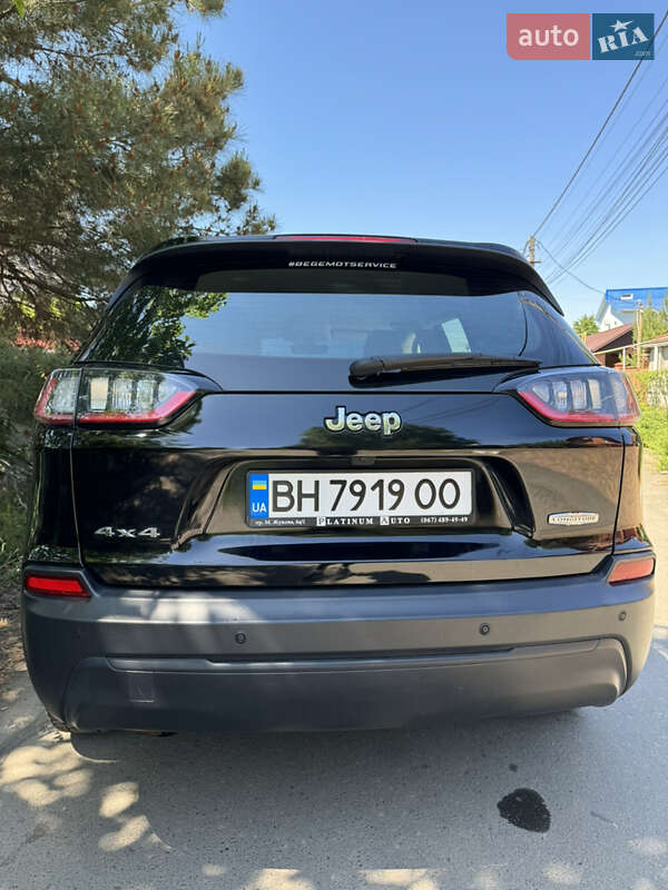 Внедорожник / Кроссовер Jeep Cherokee 2018 в Одессе