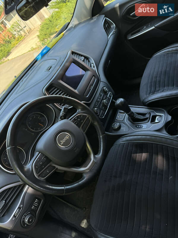 Внедорожник / Кроссовер Jeep Cherokee 2018 в Одессе